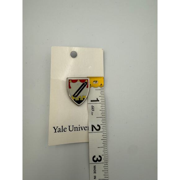 Lot of 10 Yale University Crest Shield Lapel Pins - 8 New on Card - Picture 4 of 5